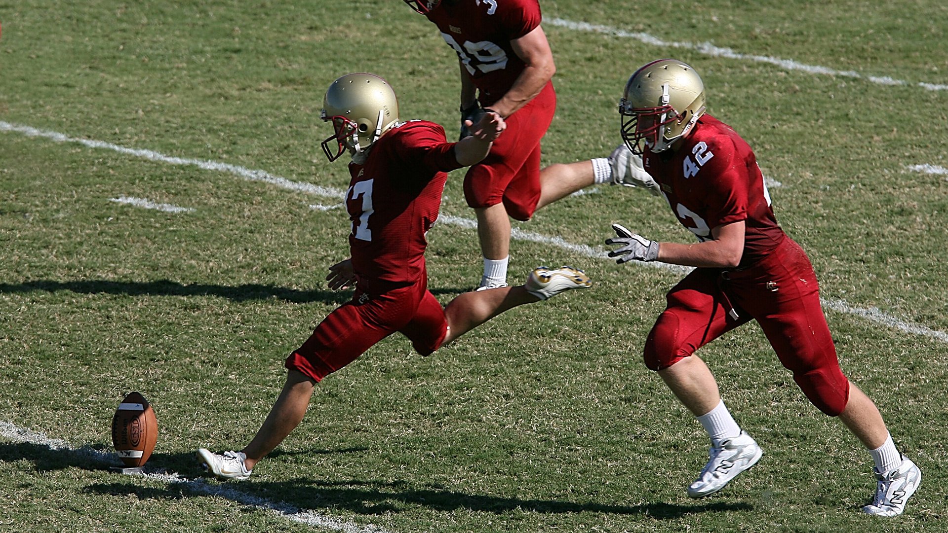 德甲球队动态战术模拟系统促进比赛临场调整能力，德甲模式